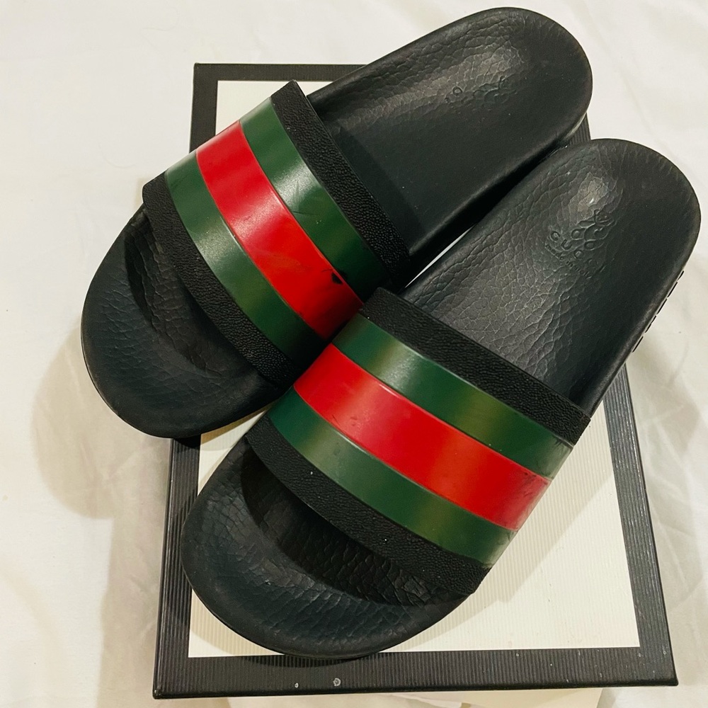 KIDS GUCCI SLIDES SIZE 34 (2.5-3)